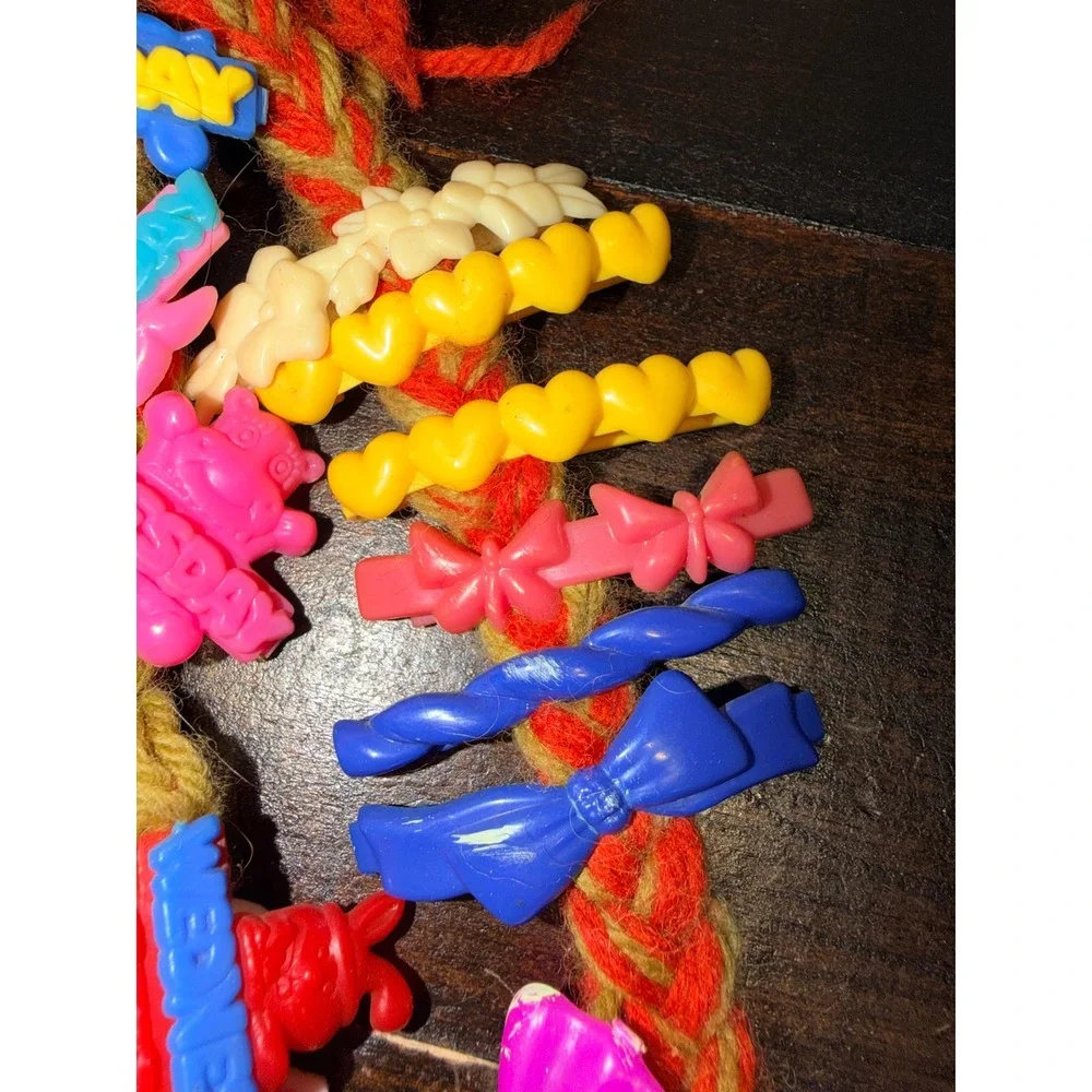 Vintage Yarn Octopus Hair Clip Holder Days of the Week‎ Plastic Barrettes